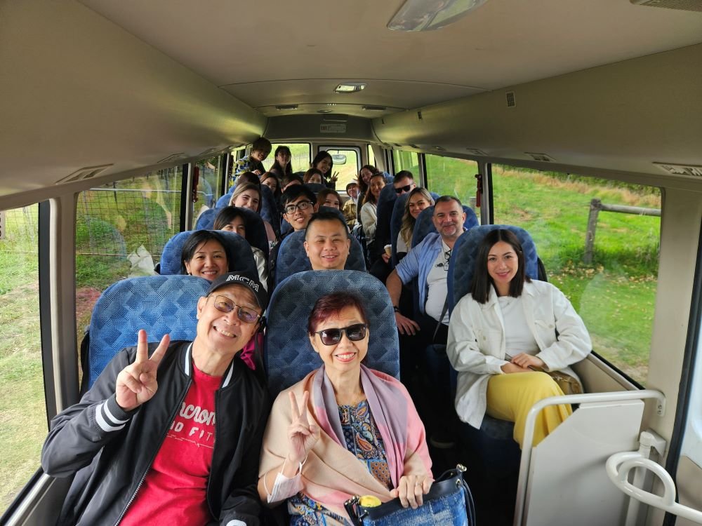 School Excursions & Camps with Red Carpet Charters