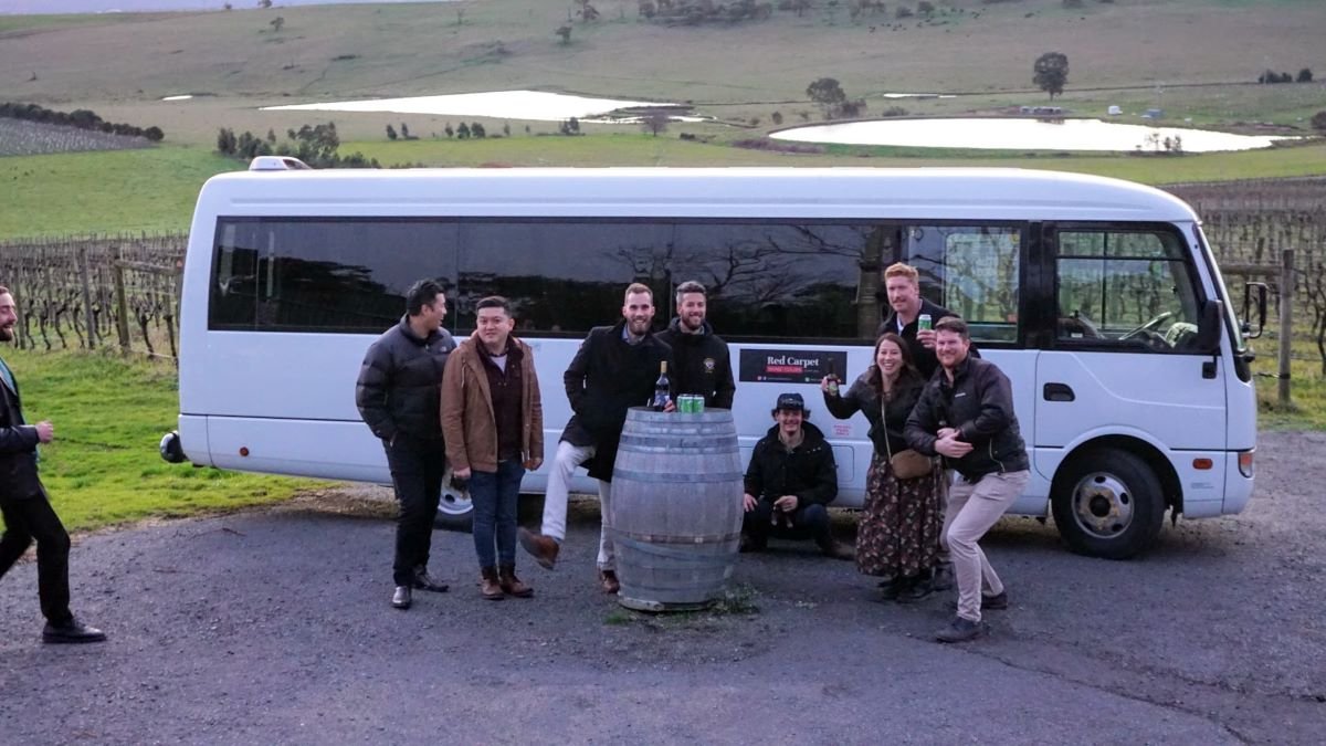 Mini coach, 25 seats